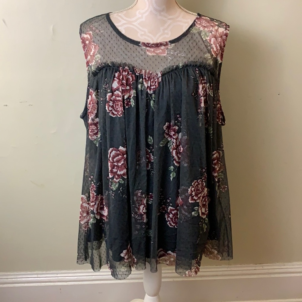 3 for $30-EUC torrid 3x Mesh Flowered Sleeveless Blouse
